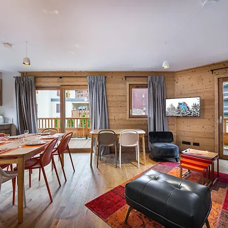 Moderne A Courchevel, Pres Des Pistes - Fr-1-563-15 *